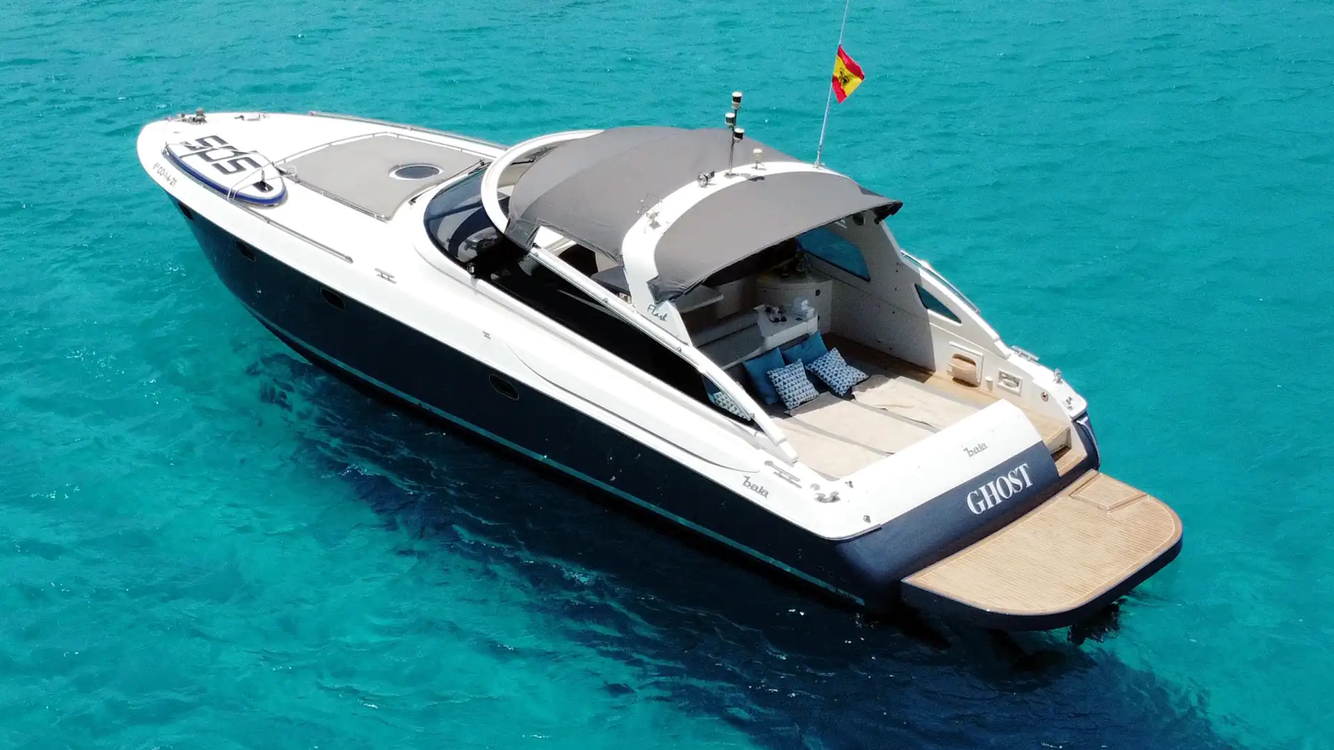 alquiler-barco-ibiza-lancha-baia-48-ghost-ibiza-yachts-1
